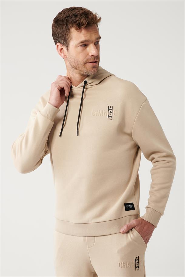 Bej Kapüşonlu Yaka Gofre Baskılı Şardonlu 3 İplik Comfort Fit Rahat Kesim Sweatshirt