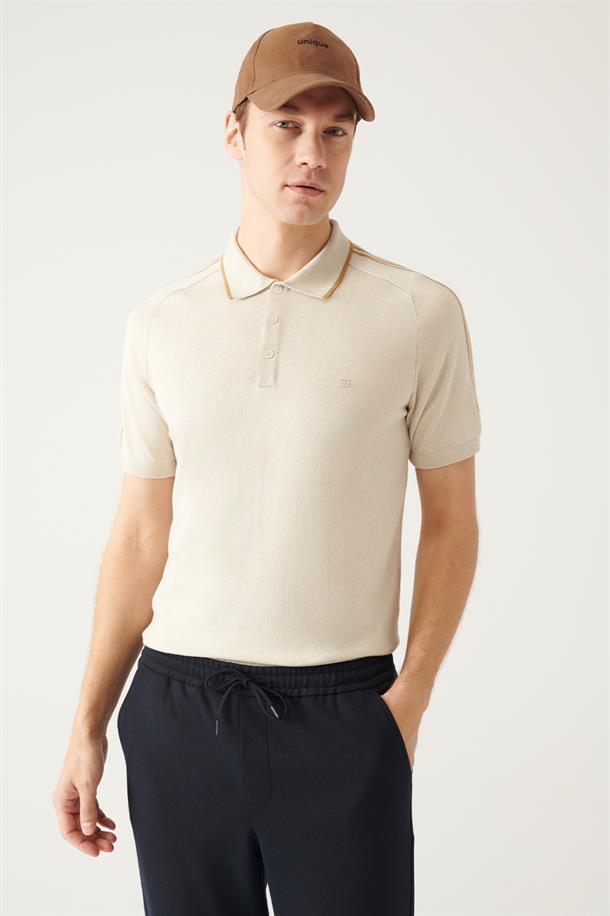 Bej Polo Yaka Omuzu Çizgi Detaylı Triko T-shirt