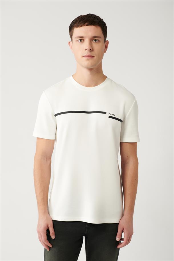 Beyaz Bisiklet Yaka Baskılı Regular Fit Standart Kesim T-Shirt