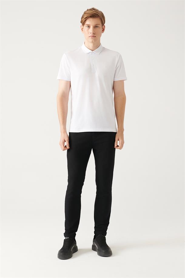Beyaz Düğmeli  Polo Yaka T-Shirt