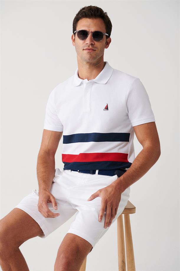 Beyaz Marine Temalı Polo Yaka T-Shirt