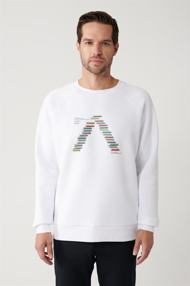 Beyaz Şardonlu Kumaş Bisiklet Yaka Nakışlı Sweatshirt