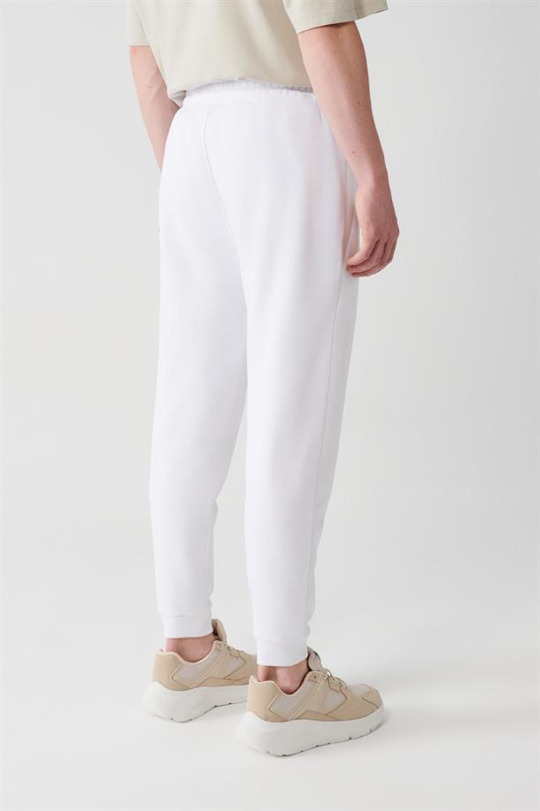 Beyaz Slim Fit Jogger Eşofman Altı