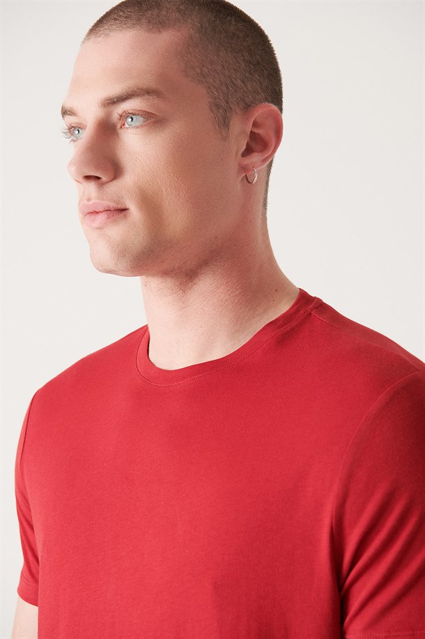 Bisiklet Yaka Düz T-Shirt