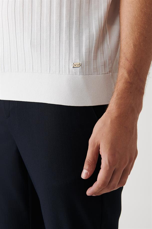 Ekru Polo Yaka Dokulu Rayon Triko T-shirt