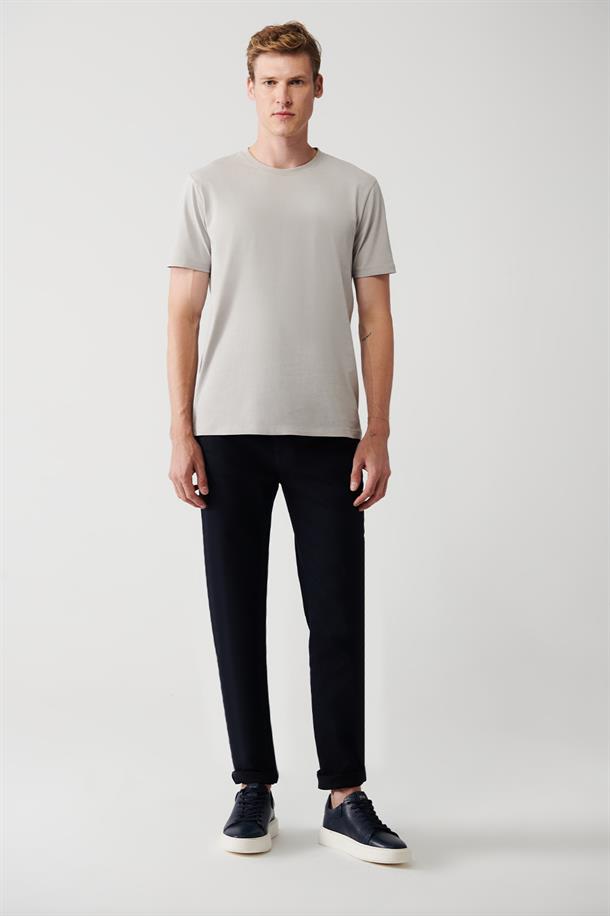 Gri %100 Pamuk Nefes Alan Bisiklet Yaka Slim Fit T-Shirt