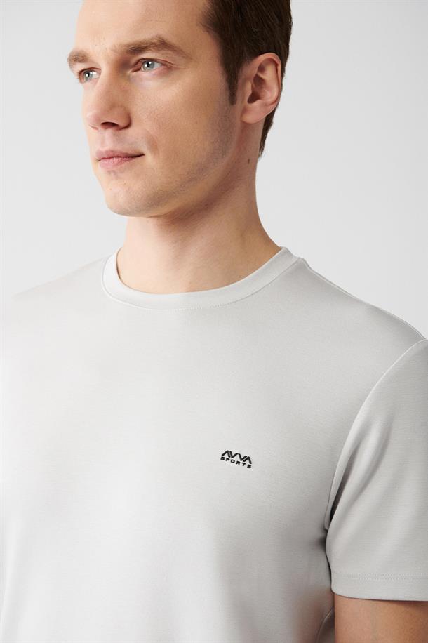 Gri Bisiklet Yaka Sırt ve Göğsü Logo Baskılı T-shirt