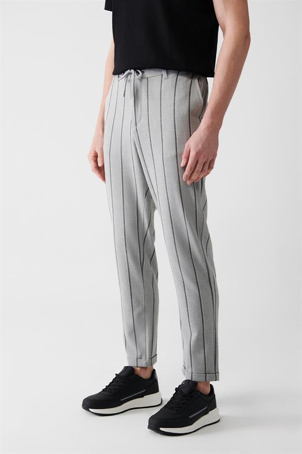 Gri Çizgili Jogger Pantolon