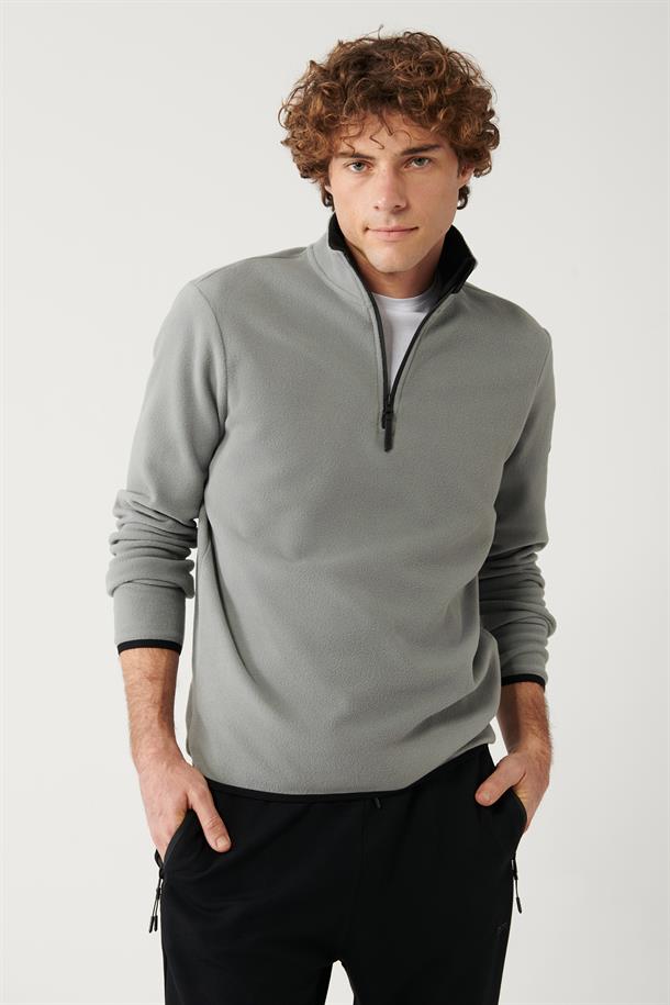 Gri Dik Yaka Soğuğa Dayanıklı Yarım Fermuarlı Regular Fit Standart Kesim Polar Sweatshirt