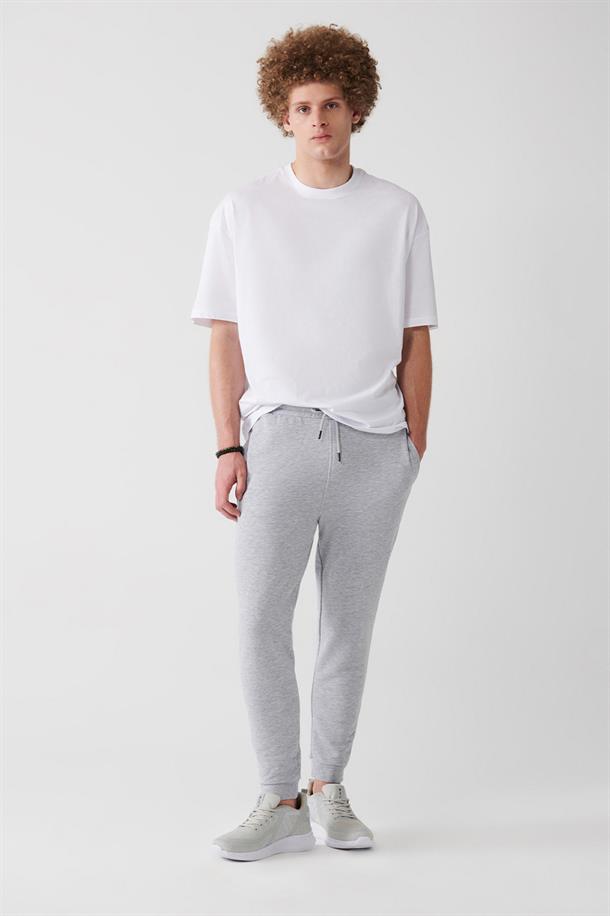 Gri Önü Nakışlı Jogger