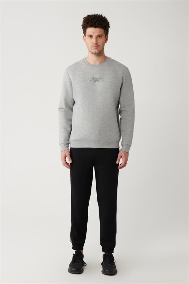 Gri Şardonlu Kumaş Bisiklet Yaka Enjeksiyon Baskılı Sweatshirt