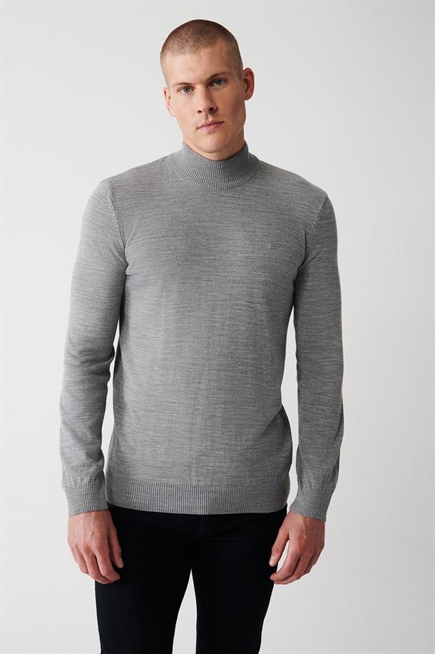 Gri Yarım Balıkçı Yaka Tüylenmeyen Regular Fit Standart Kesim Unisex Triko Kazak