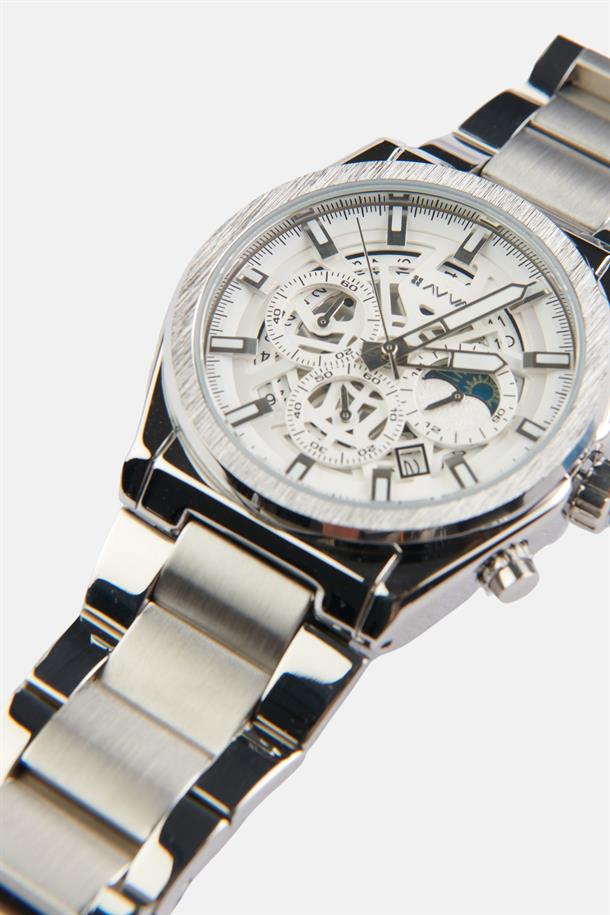 Gümüş Rengi Metal Saat