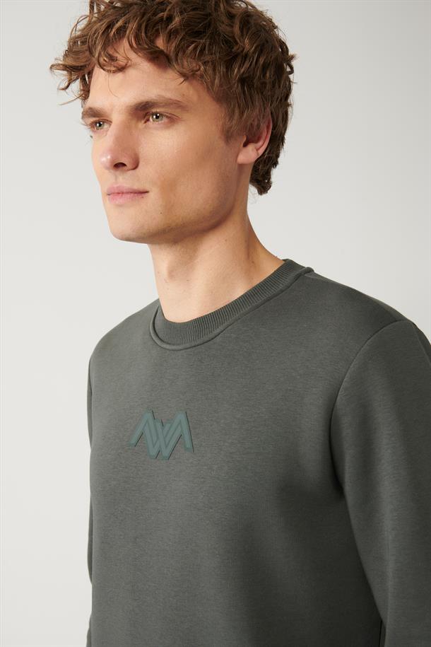 Haki Şardonlu Kumaş Bisiklet Yaka Enjeksiyon Baskılı Sweatshirt