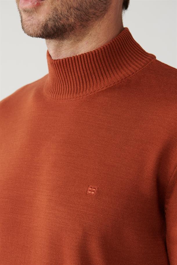 Kiremit Basic KazakYarım Balıkçı Yaka Tüylenmeyen Regular Fit Standart Kesim Unisex Triko Kazak