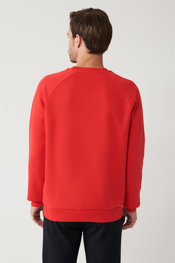 Kırmızı Şardonlu Kumaş Bisiklet Yaka Nakışlı Sweatshirt