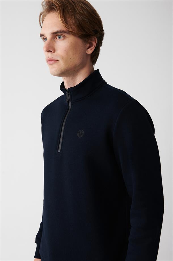 Lacivert Dik Yaka Fermuarlı İçi Polarlı 3 İplik Regular Fit Standart Kesim Unisex Sweatshirt