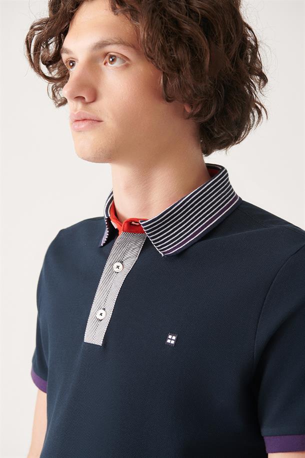 Lacivert Polo Yaka Yakası Şeritli  T-Shirt