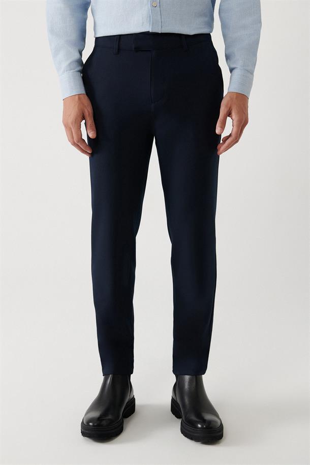 Lacivert Yumuşak Tuşeli Slim Fit Chino Pantolon
