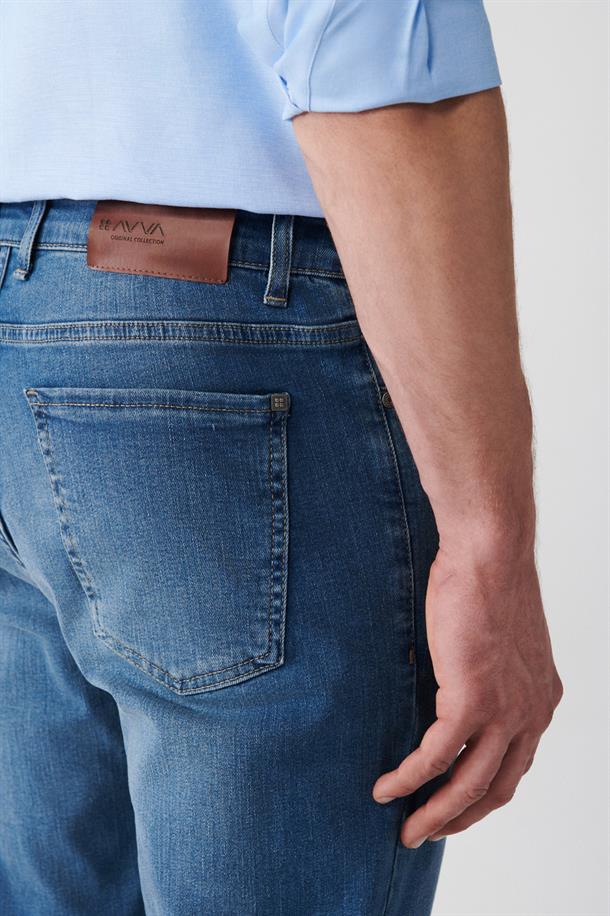 Mavi Eskitme Yıkama Jean Pantolon