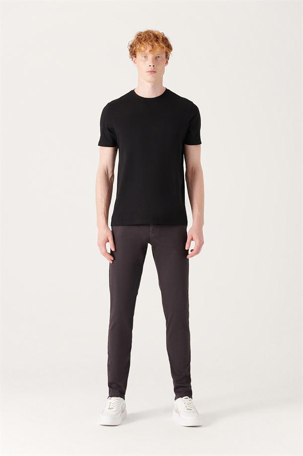 Siyah %100 Pamuk Nefes Alan Bisiklet Yaka Slim Fit T-Shirt