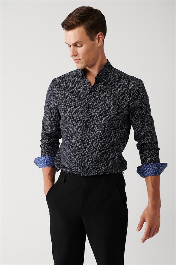 Siyah Alttan Britli Yaka Desenli Pamuklu Slim Fit Gömlek