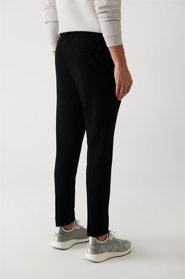 Siyah Arka Beli Lastikli Fleto Cep Fermuar Detaylı Örme Slim Fit Chino Pantolon