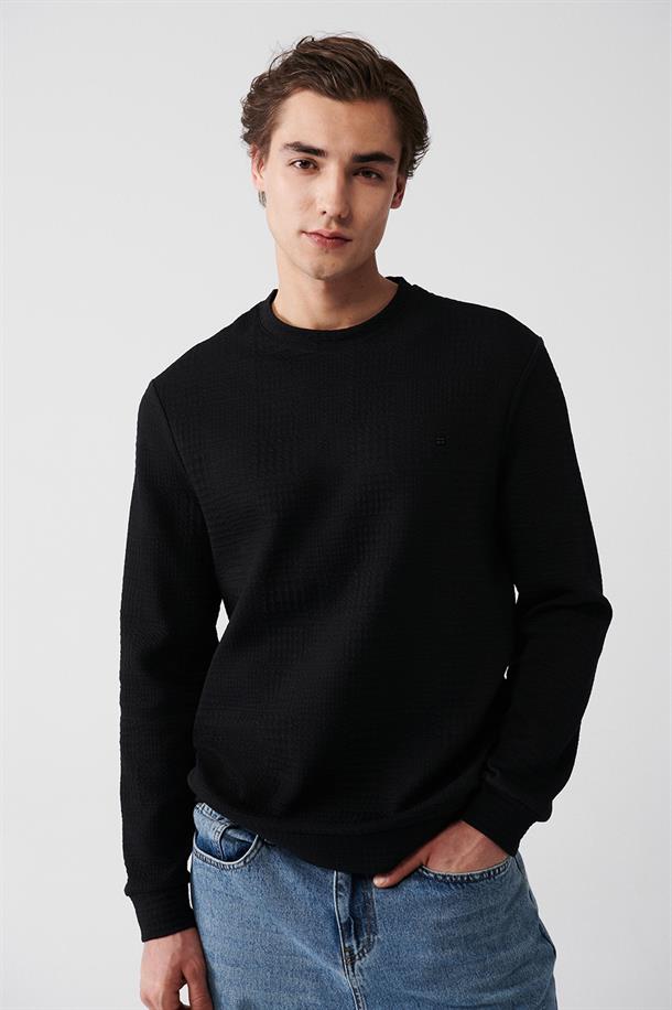 Bisiklek Yakan Jakarlı Sweatshirt
