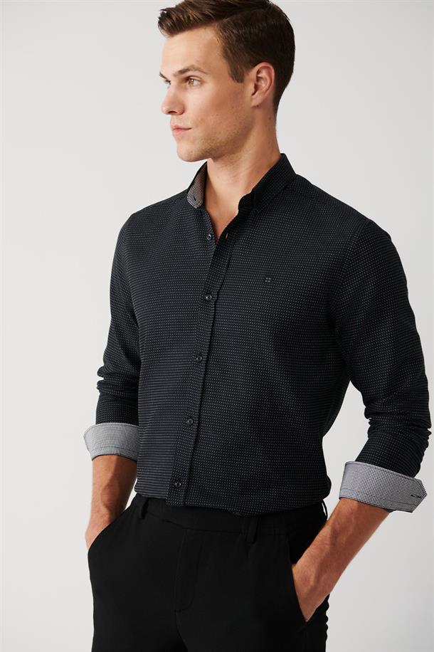 Siyah Düğmeli Yaka Dokulu Pamuklu Slim Fit Gömlek