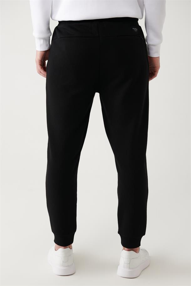 Siyah Gofre Baskılı Jogger