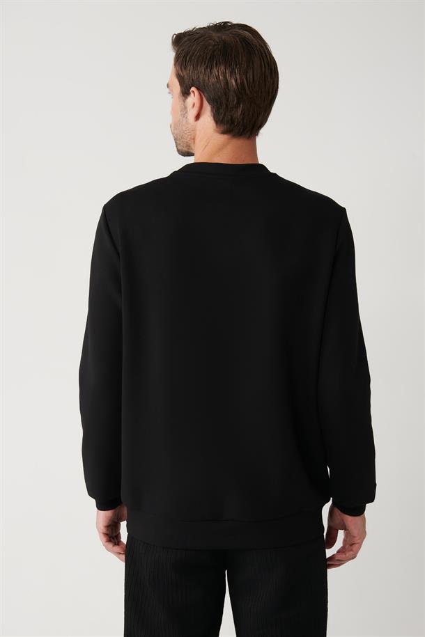 Siyah İnterlok Kumaş Bisiklet Yaka Baskılı Sweatshirt