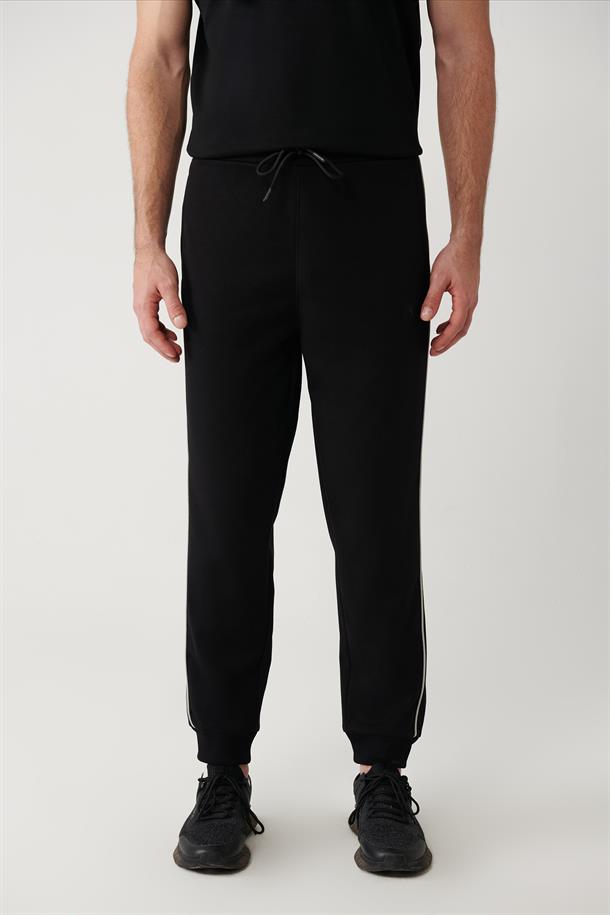 Siyah İnterlok Kumaş Biyeli Jogger