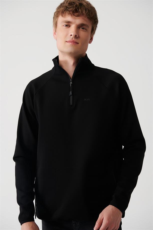 Siyah İnterlok Kumaş Yarım Fermuarlı Yaka Reglan Kol Sweatshirt