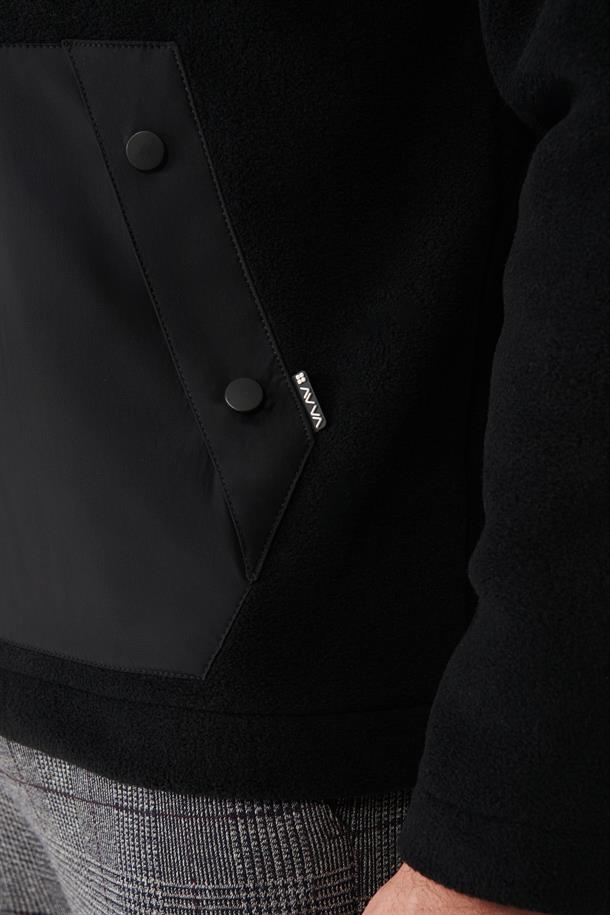 Siyah Kapüşonlu Yaka Garni Kumaş Detaylı Sweatshirt Polar