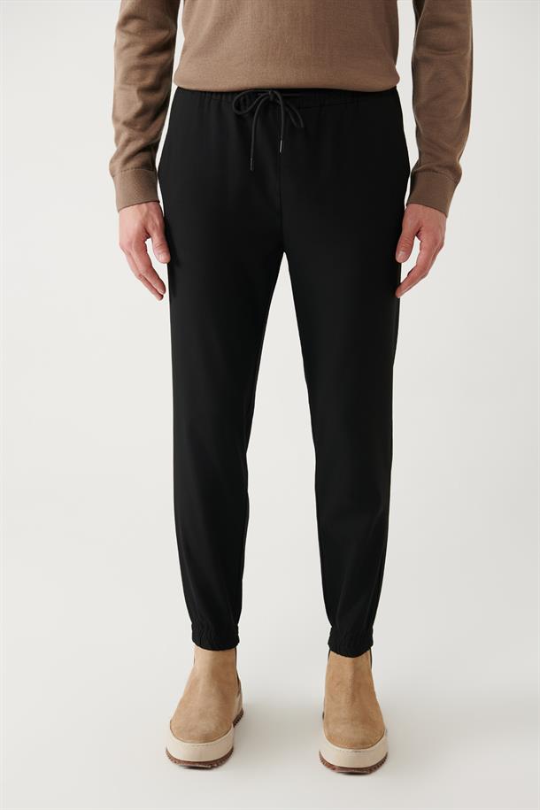 Siyah Paçası Lastikli Jogger Slim Fit Pantolon