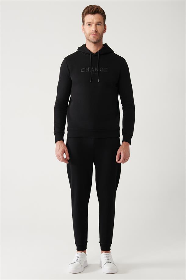 Siyah Şardonlu Kumaş Kapüşonlu Yaka Piramit Baskılı Sweatshirt