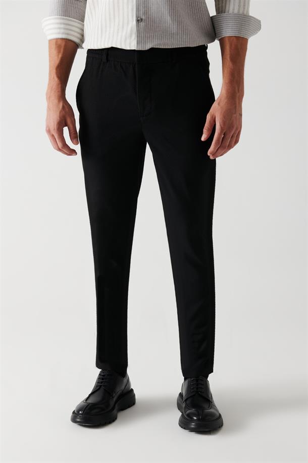 Siyah Yanı Lastikli Dokulu Slim Fit Jogger Pantolon