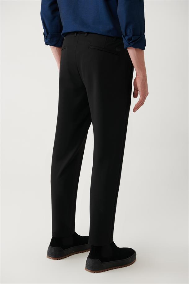 Siyah Yanı Lastikli Fleto Cep Fermuar Detaylı Slim Fit Örme Chino Pantolon