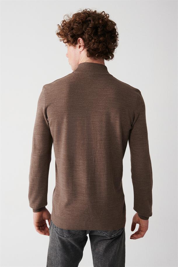 Vizon Yarım Balıkçı Yaka Tüylenmeyen Regular Fit Standart Kesim Unisex Triko Kazak