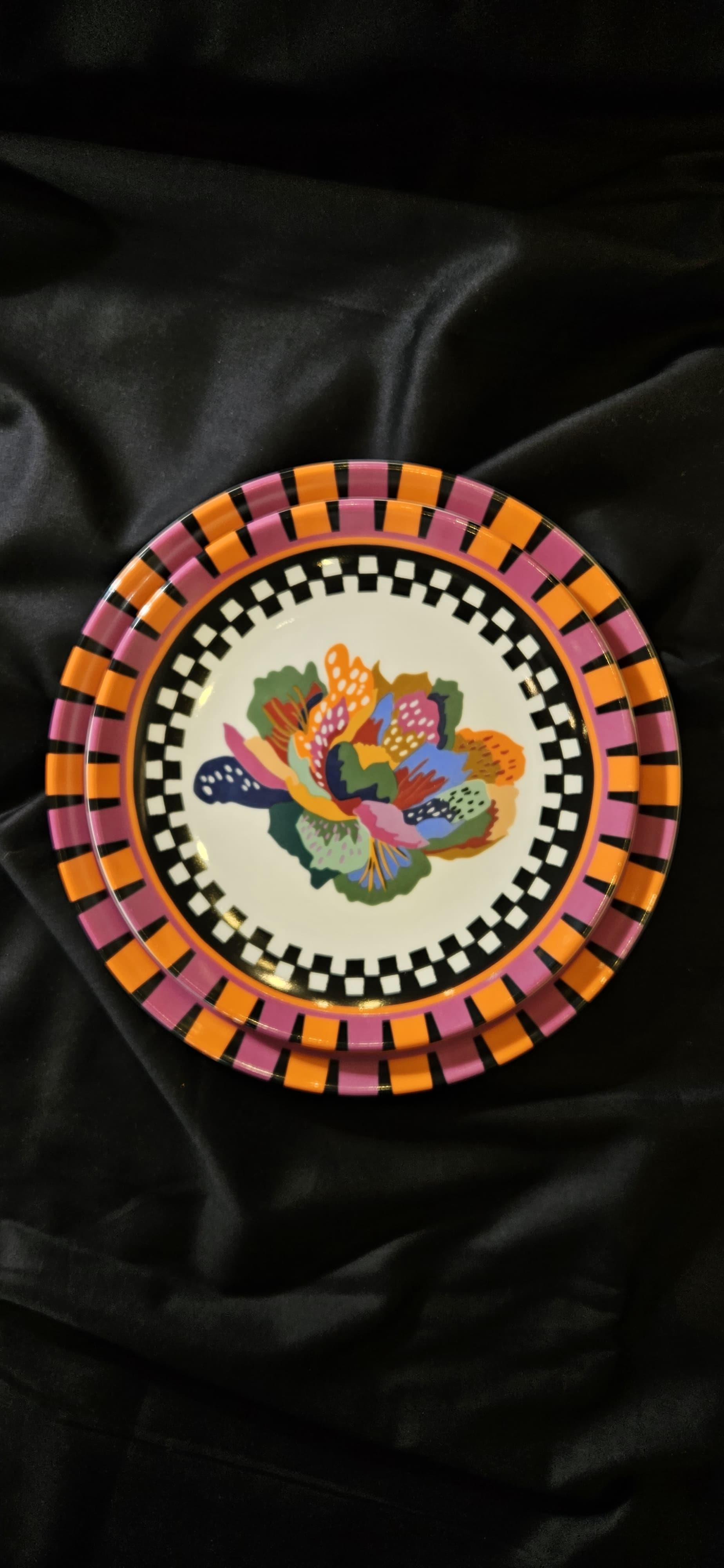 23 cm Porselen Tabak