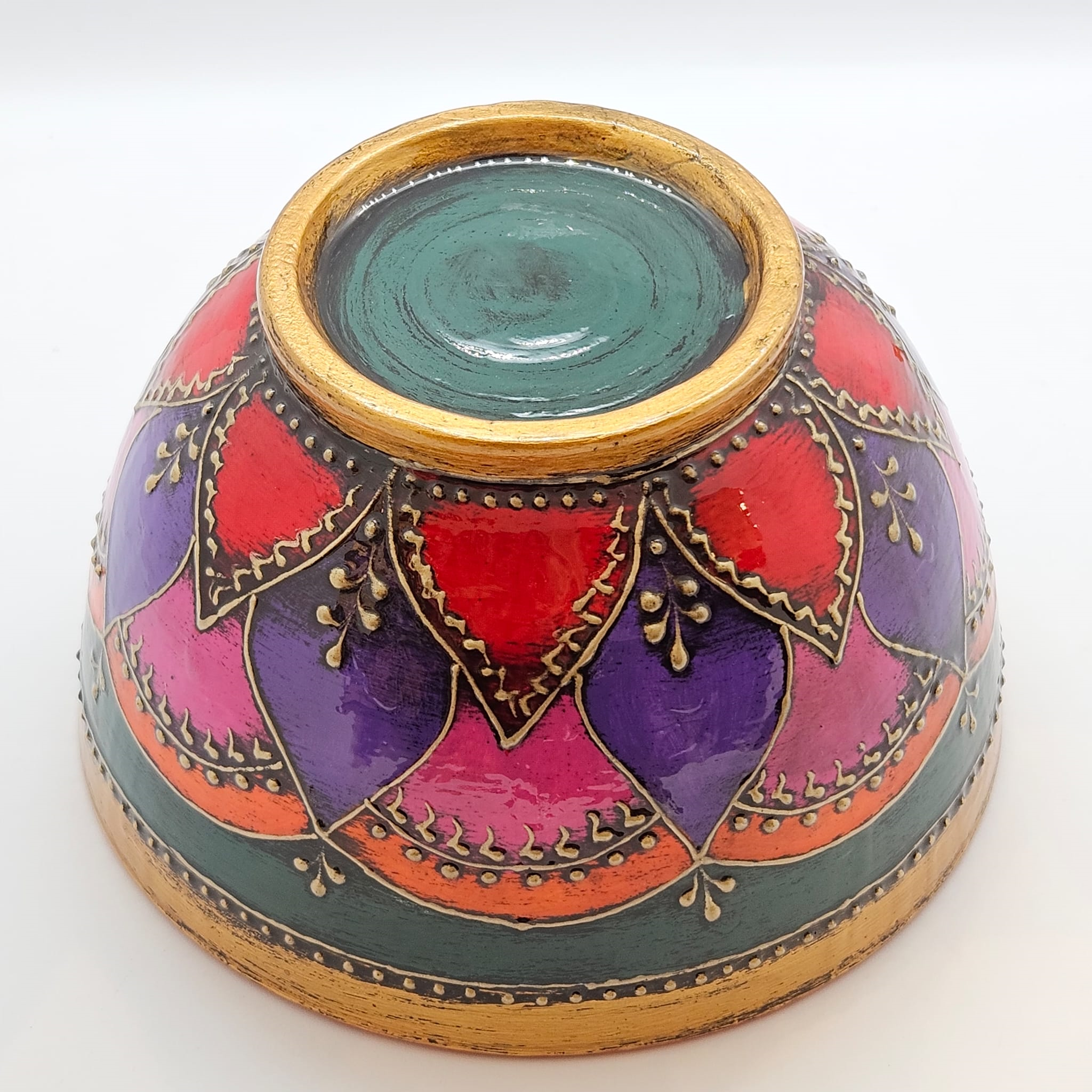 TAS BY AYŞE GÜLEZ