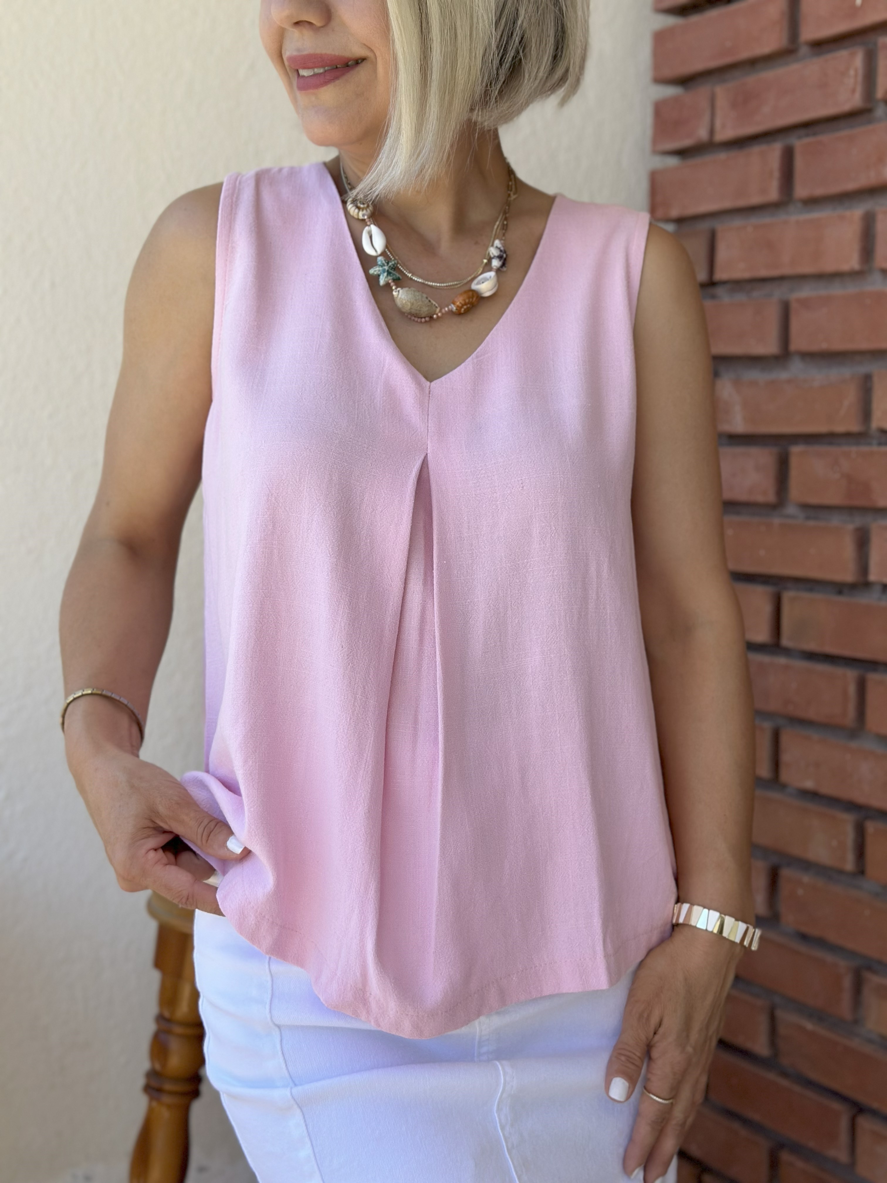 0068 V YAKA, ÖN PİLELİ BLUZ