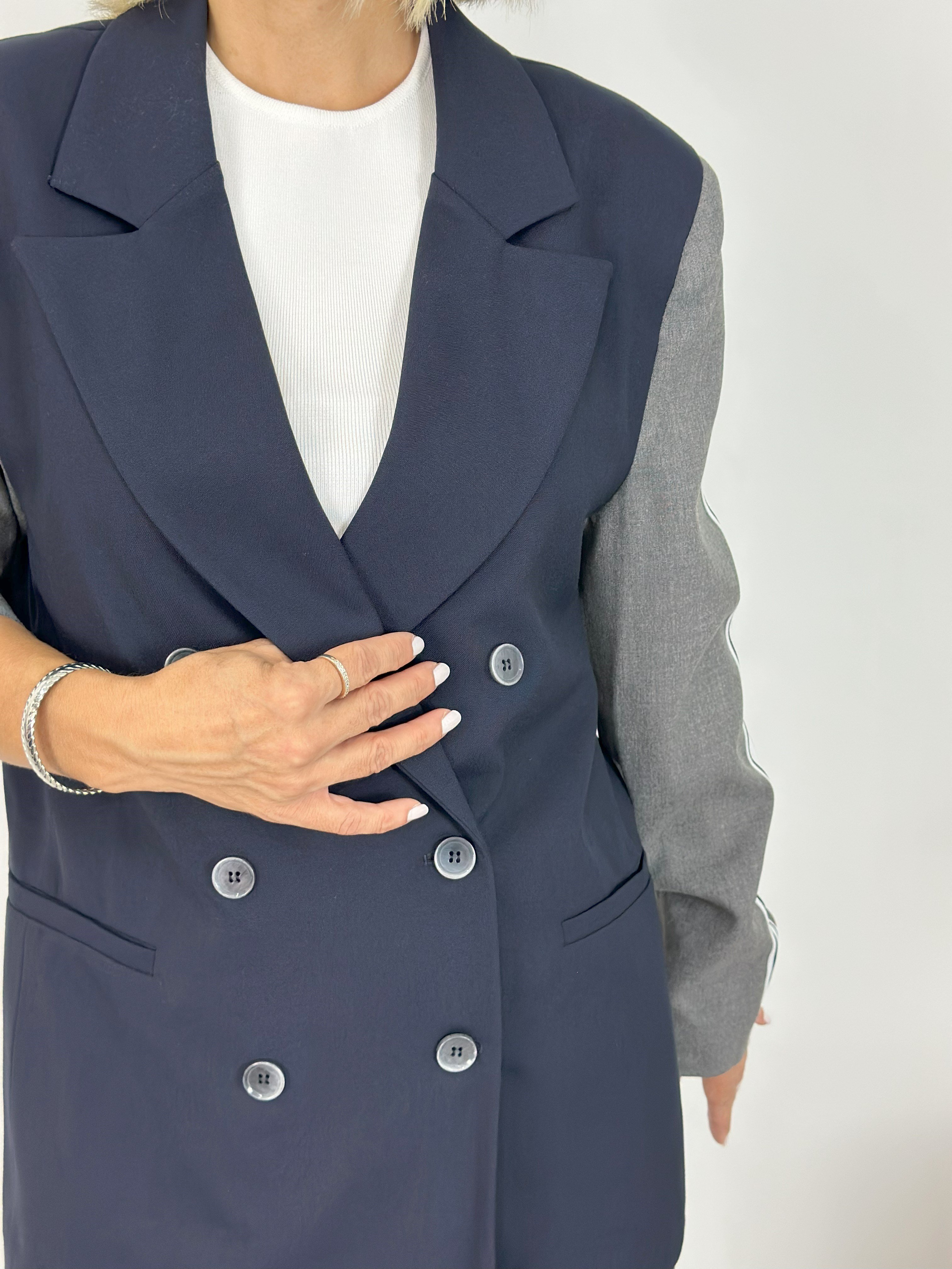 0807 KOL GARNİ, ŞERİR DETAY BLAZER CEKET