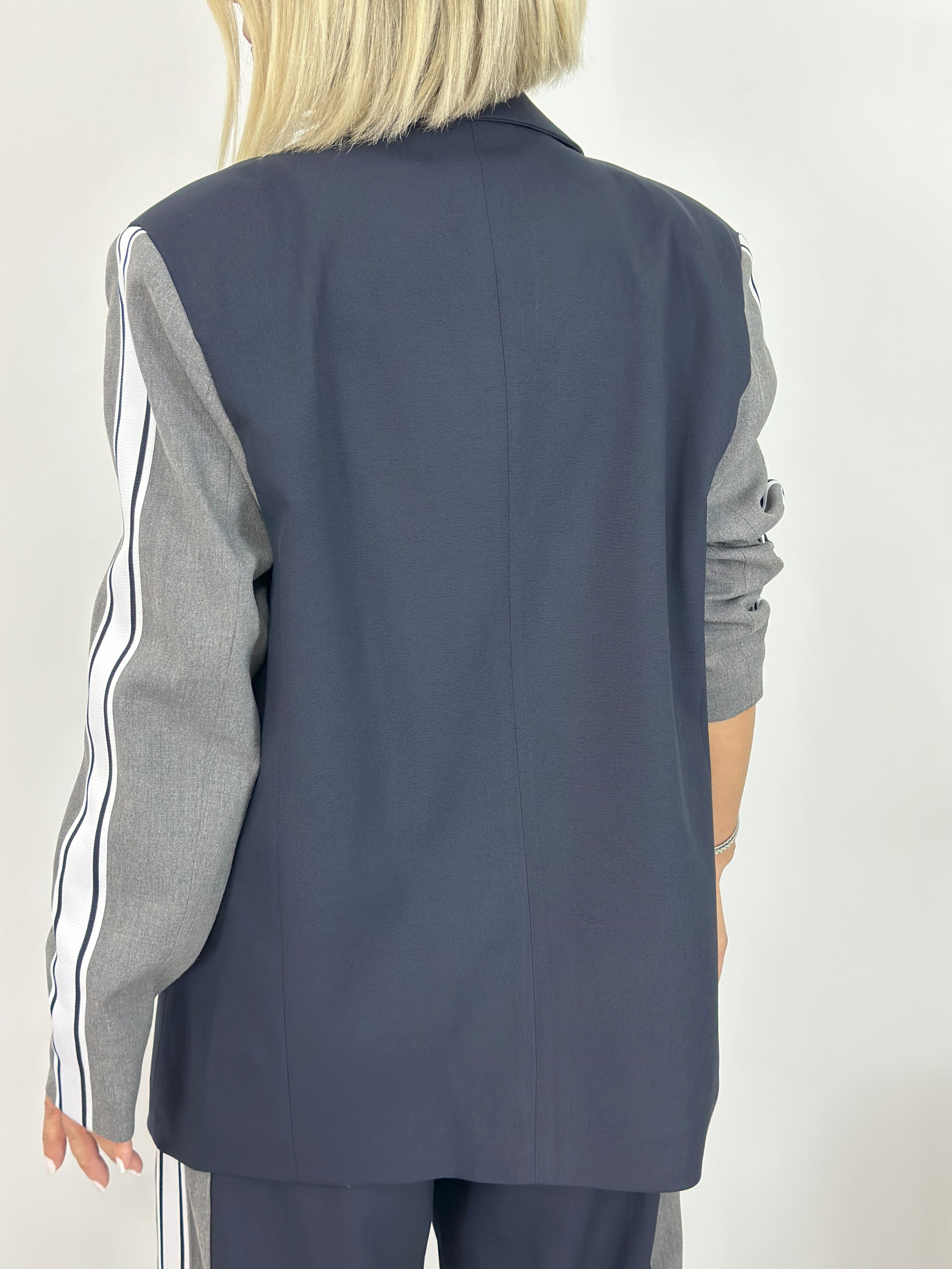 0807 KOL GARNİ, ŞERİR DETAY BLAZER CEKET