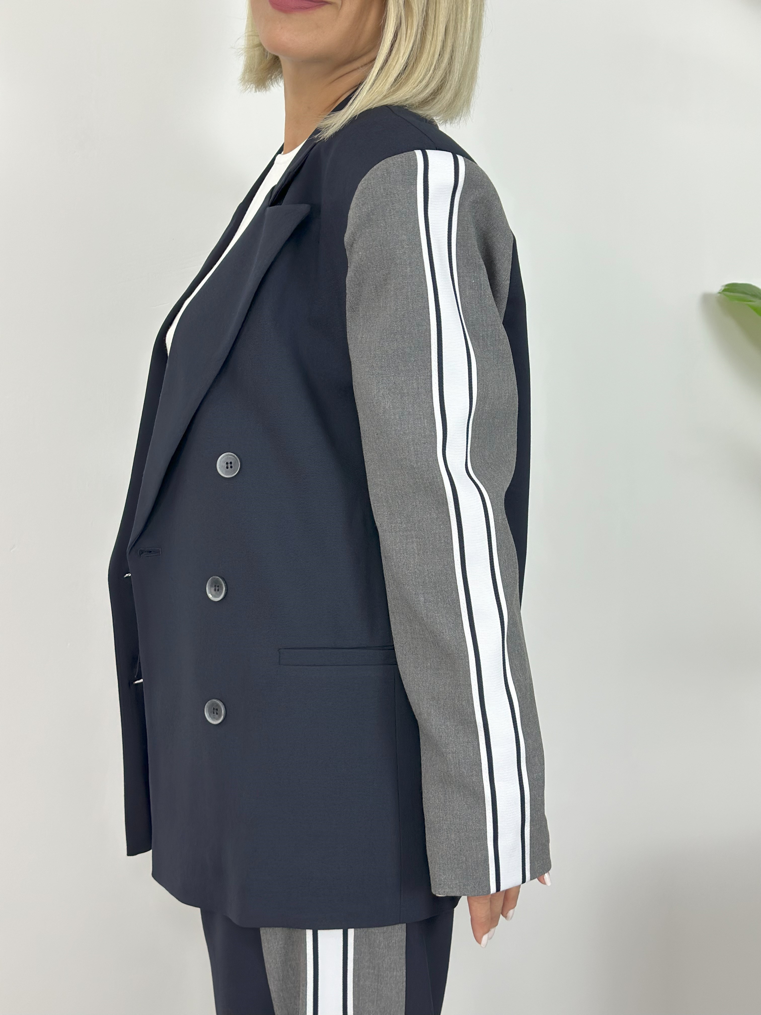 0807 KOL GARNİ, ŞERİR DETAY BLAZER CEKET