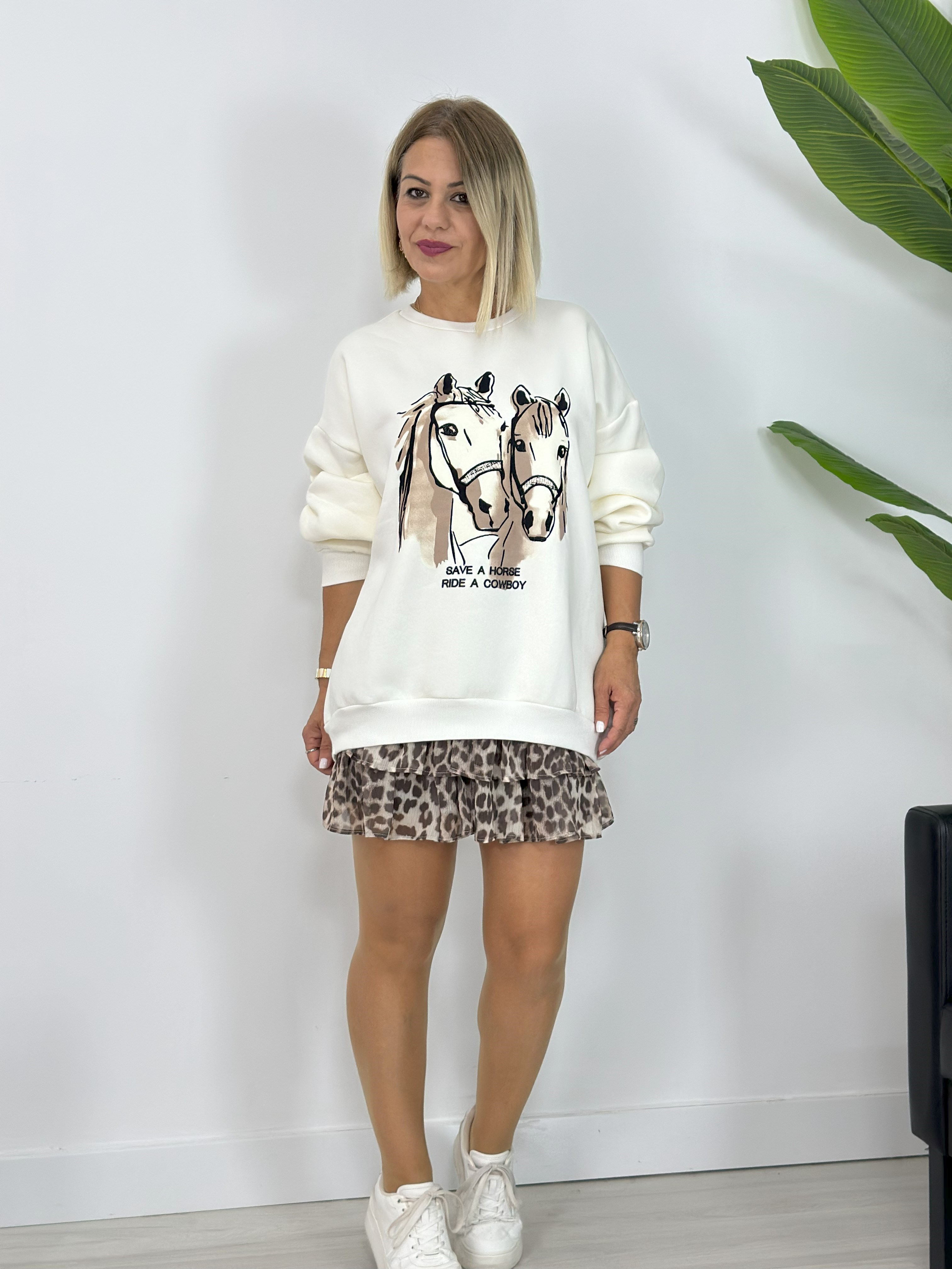 0854 TAY NAKIŞLI SWEAT