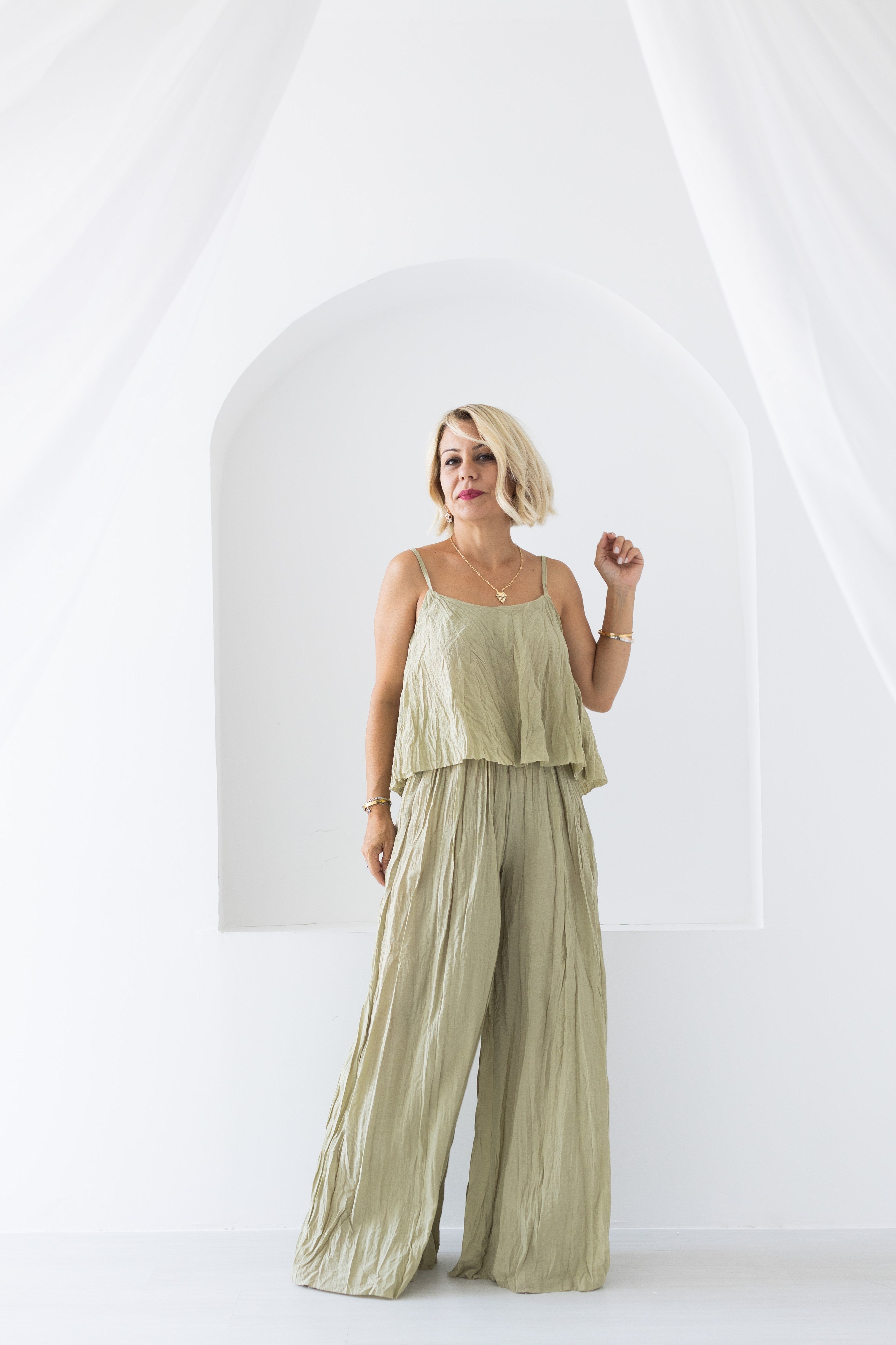 1034 KRİNKIL ASKILI CROP PANTOLON TAKIM