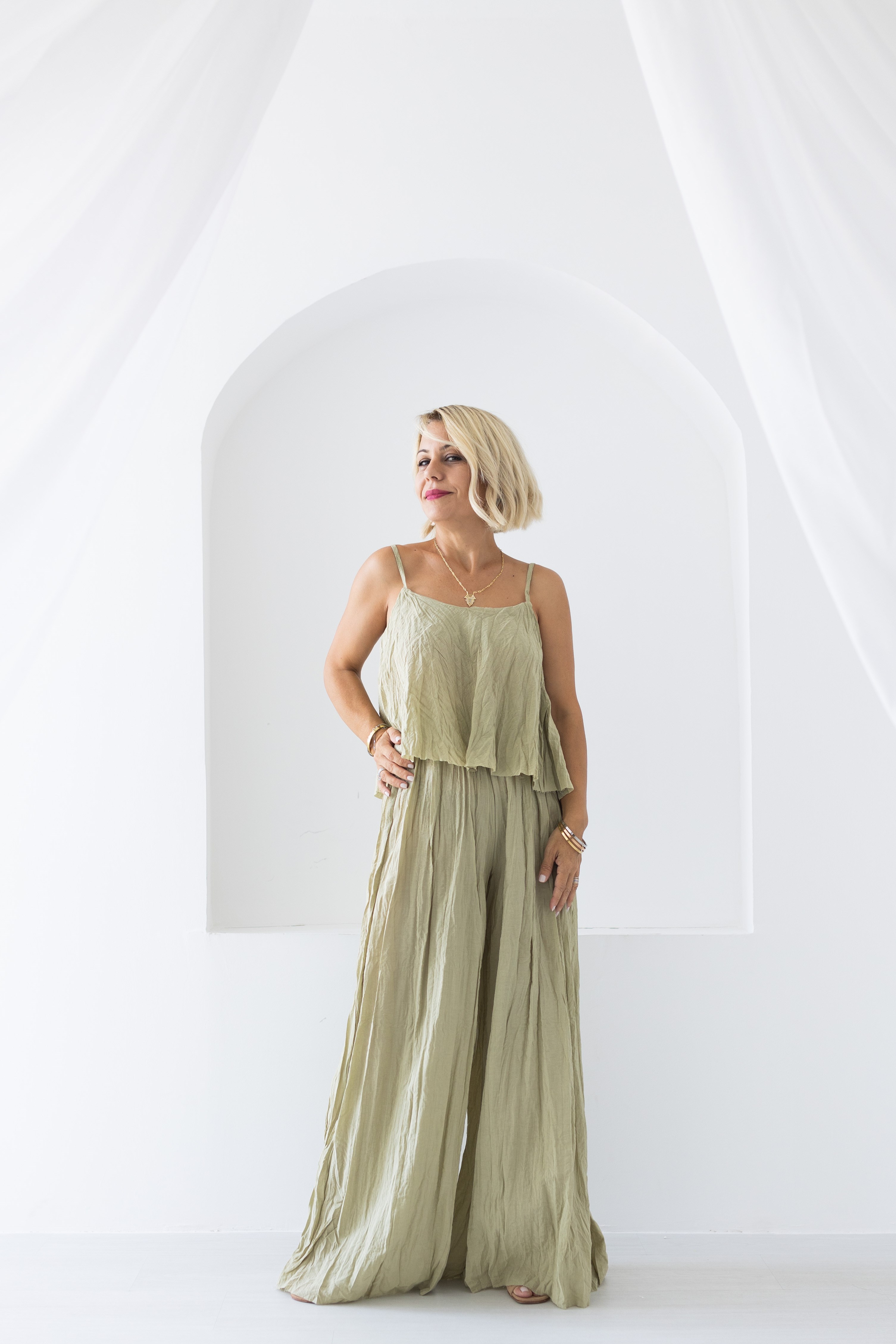 1034 KRİNKIL ASKILI CROP PANTOLON TAKIM
