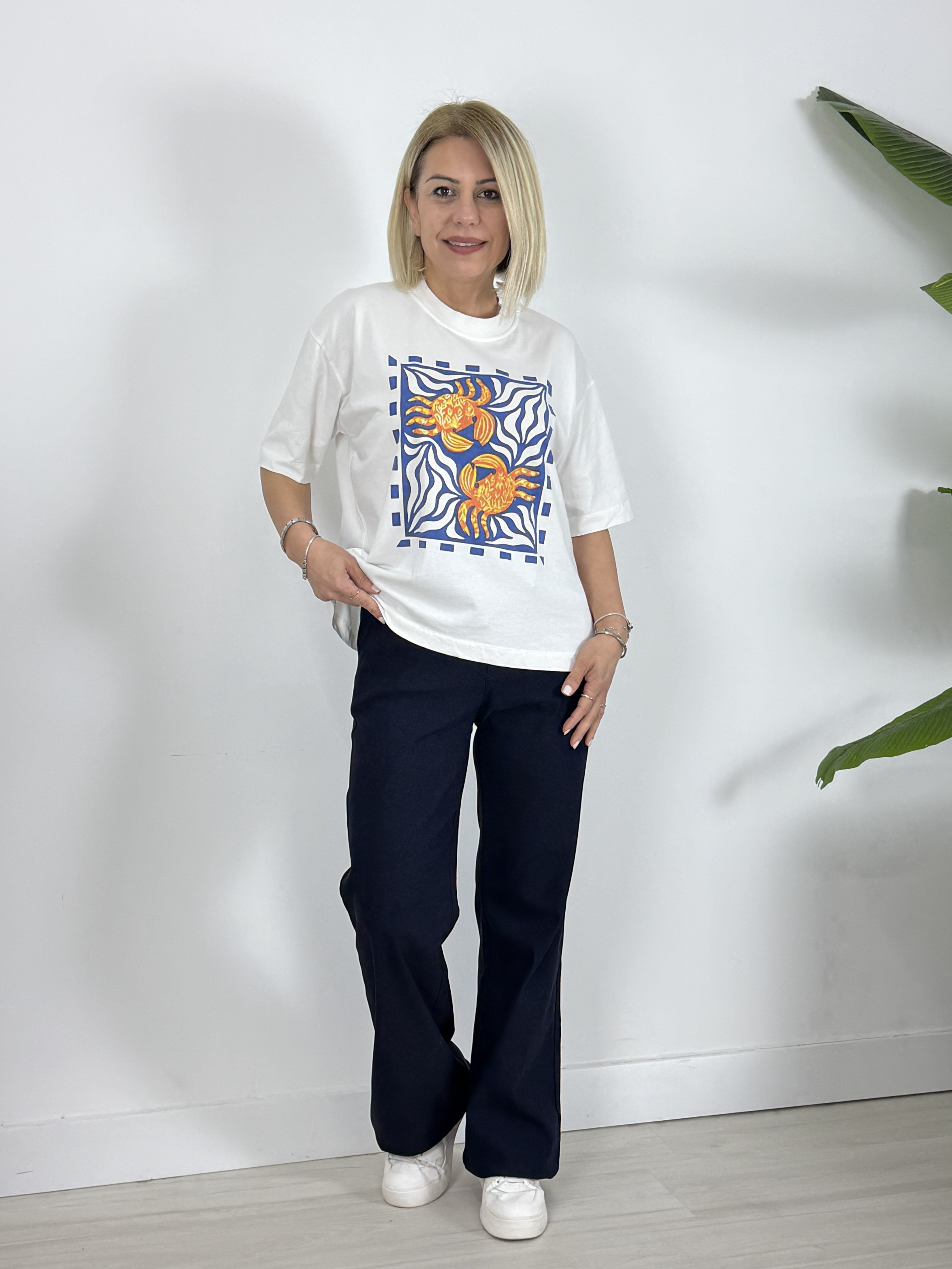 1044 Yengeç Baskılı Tshirt