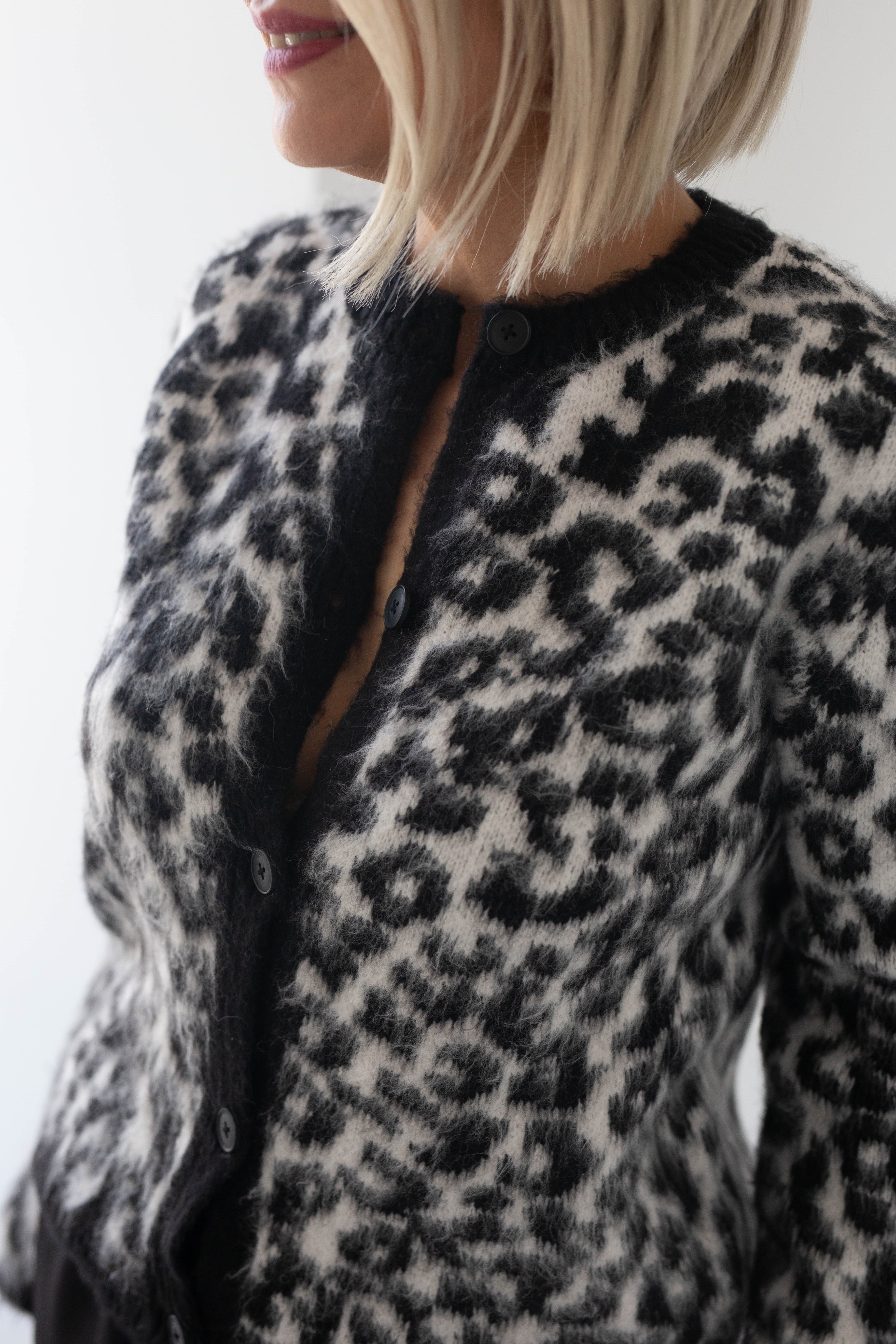 1070 LEOPAR DESEN ŞARDONLU HIRKA